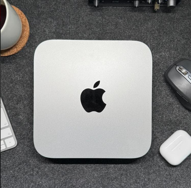 Macデスクトップ Mac mini (M1 2020) 16GB/256GB(SSD) Mac mini [整備済製品] 8コアCPUと8コアGPUを搭載したApple M1チップ