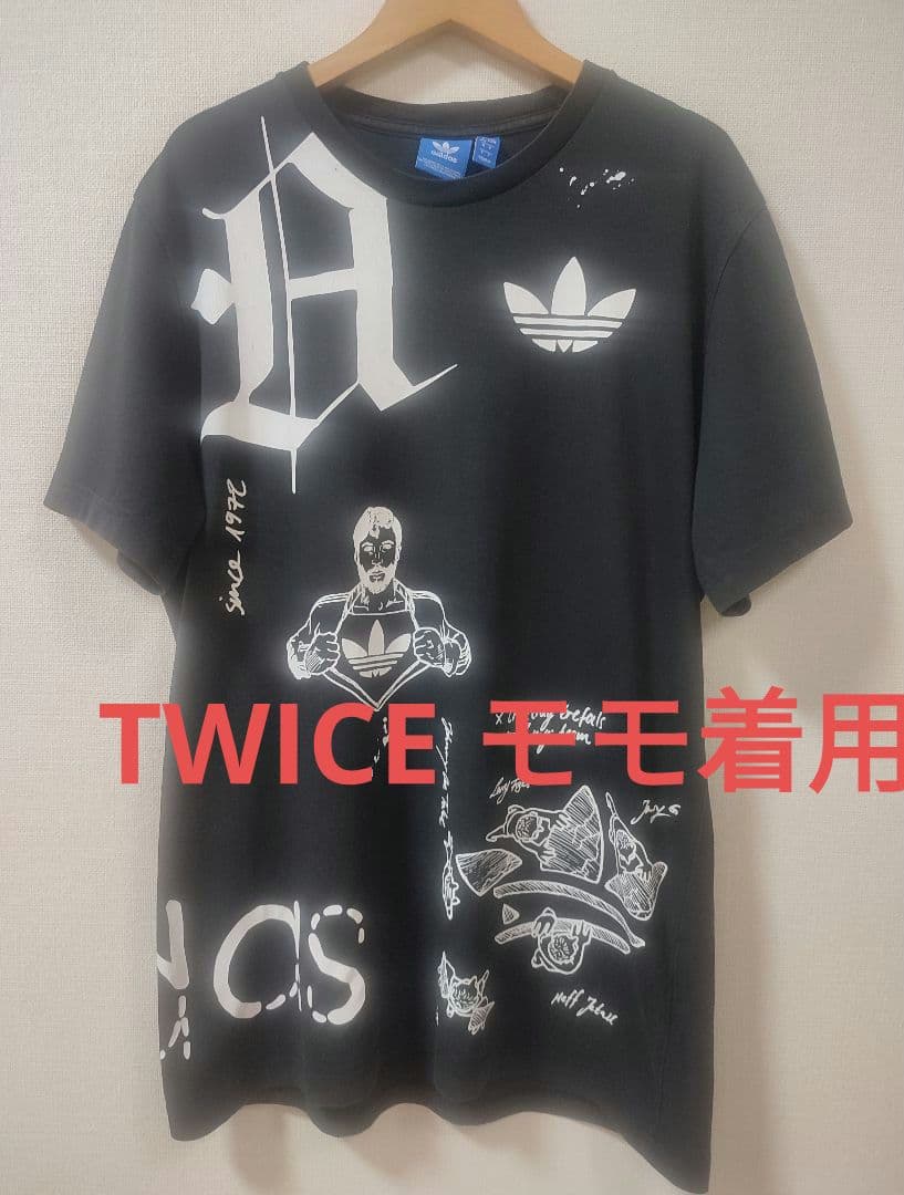 希少 adidas TWICE モモ 総柄 K-POP ユニセックス - メルカリ
