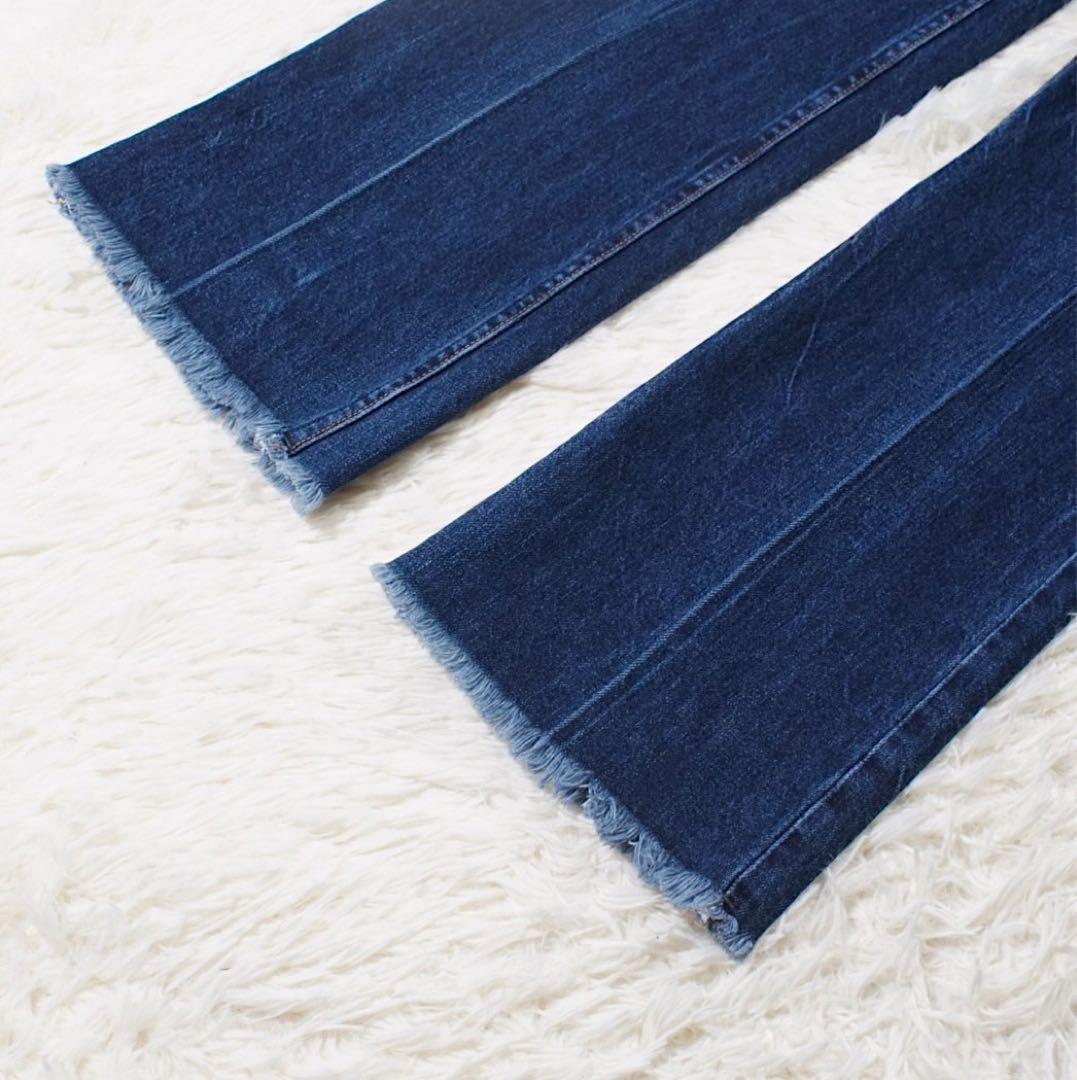 24年《RED CARD》Laura (W23)フレアパンツ カットオフ 加工