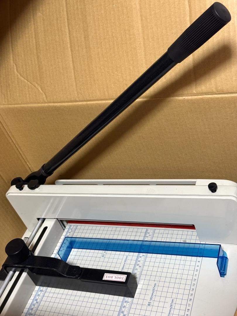 大型裁断機】A4サイズ ペーパーカッター 業務用 グリッド付