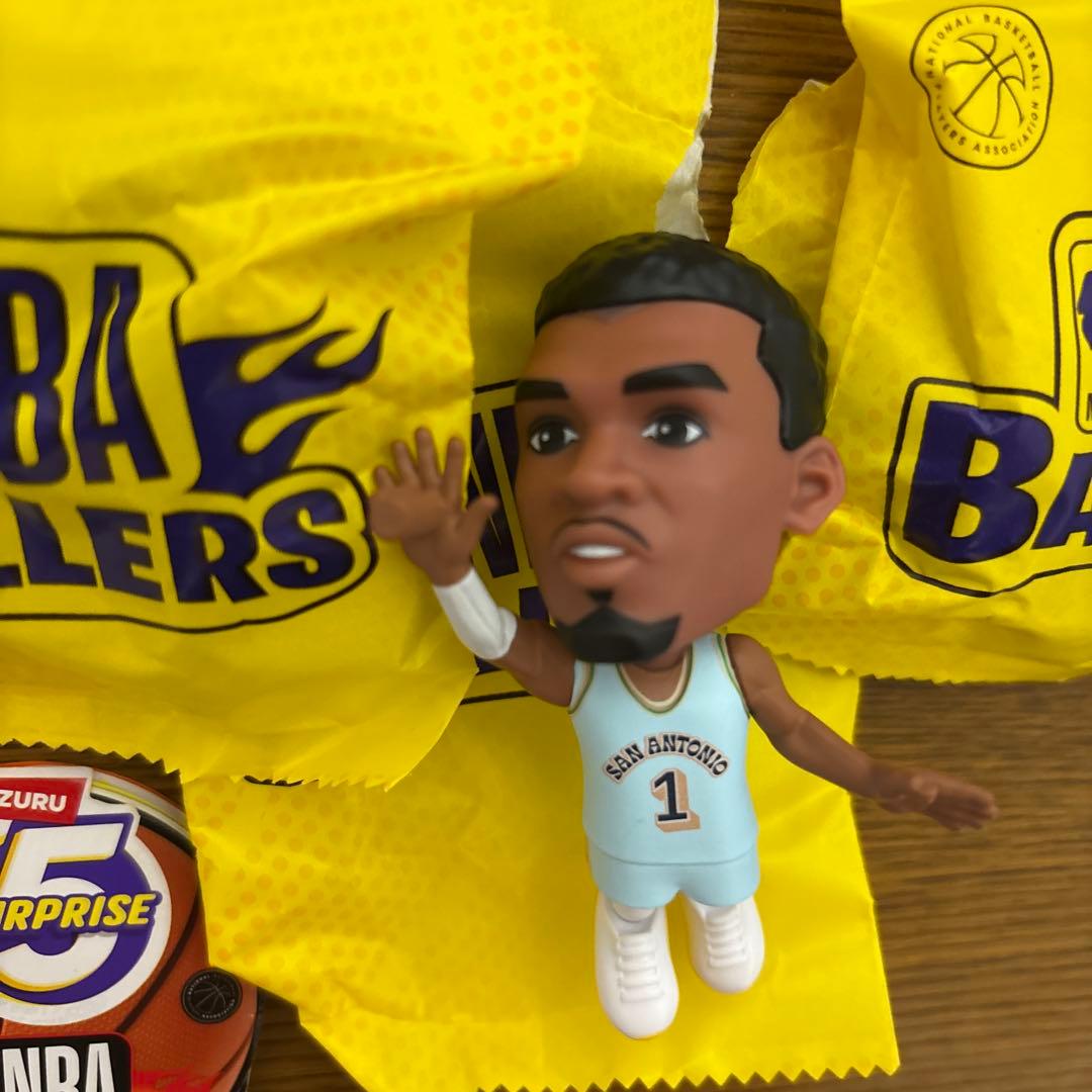 NBA Ballers シリーズ2 ビクターウェンバンヤマSR フィギュア - メルカリ