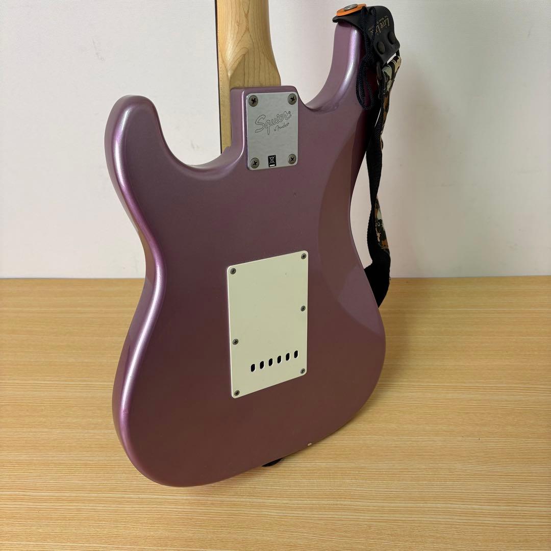 Squier Affinity Stratocaster バーガンディミスト