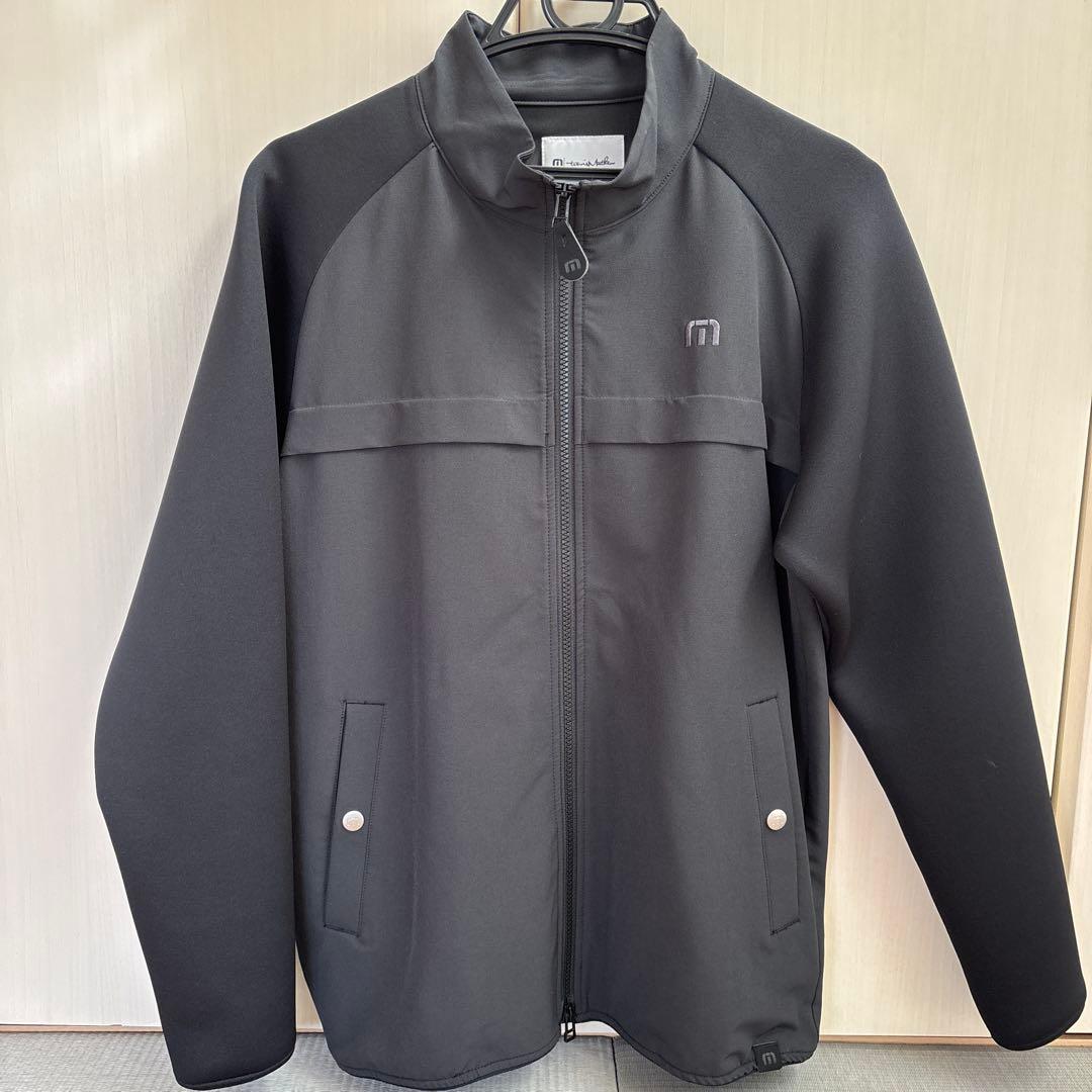 【美品】Travis Mathew m ブラックジャケット メンズウェア　ゴルフ トラヴィスマシュー（Travis Mathew）（メンズ）ゴルフウェア アウター