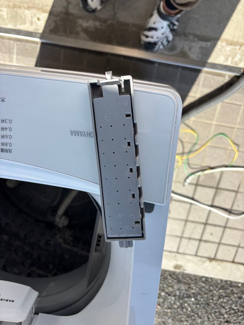 女性オーナー！22年製 6.0kg 洗濯機 ガラストップ アイリスオーヤマ