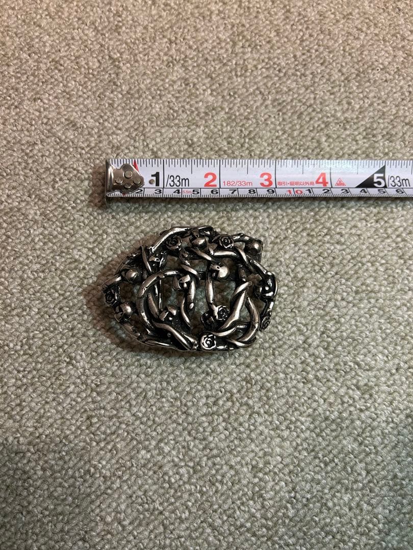 ELLIOT RHODESのベルトのバックル スカルとバラ - メルカリ