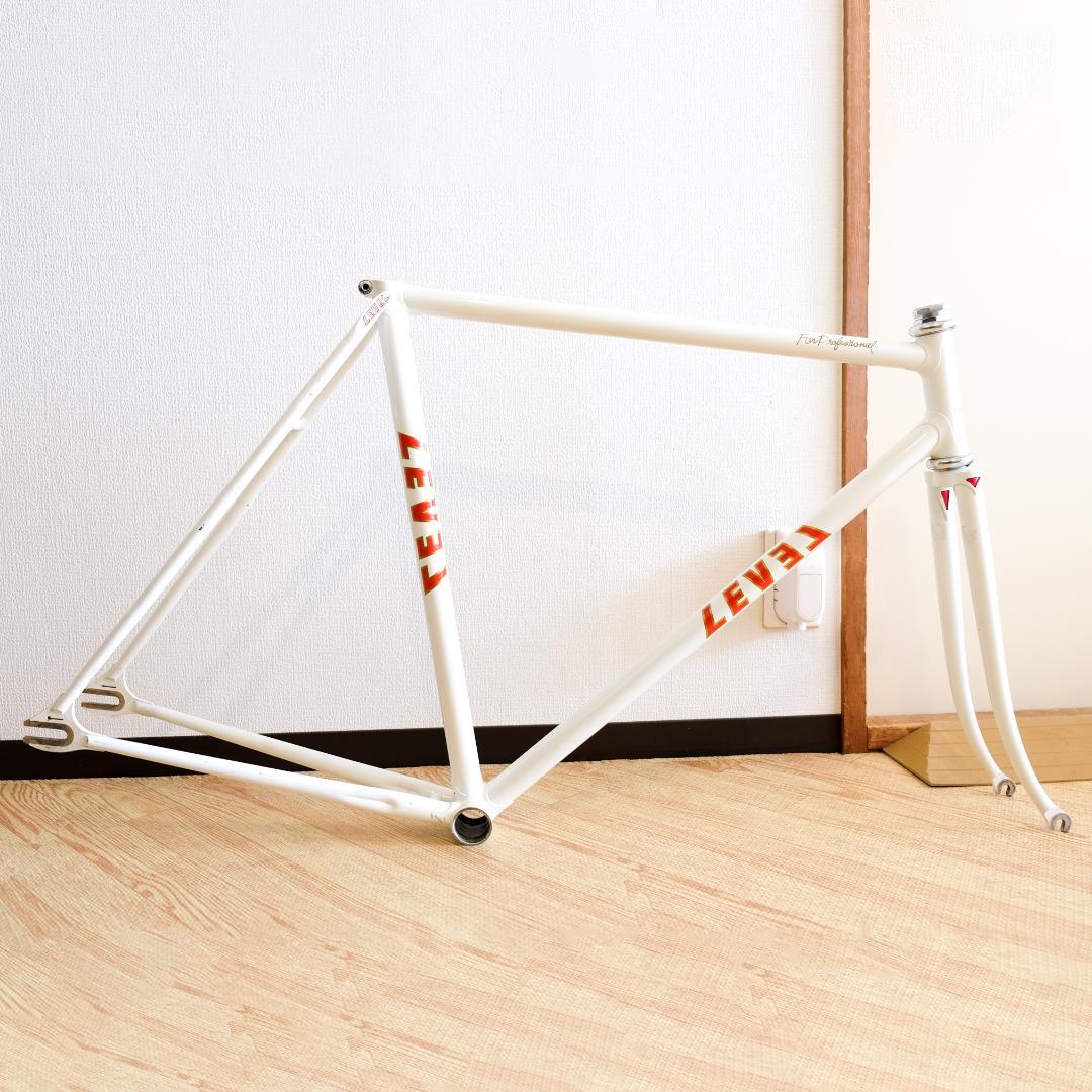 LEVEL レベル ピスト NJS フレーム 最新NJS 進化したシングルフリーバイク組み上げ LEVEL | TOOLATE