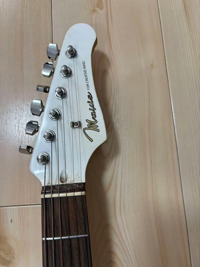 ホワイト ストラトキャスター エレキギター