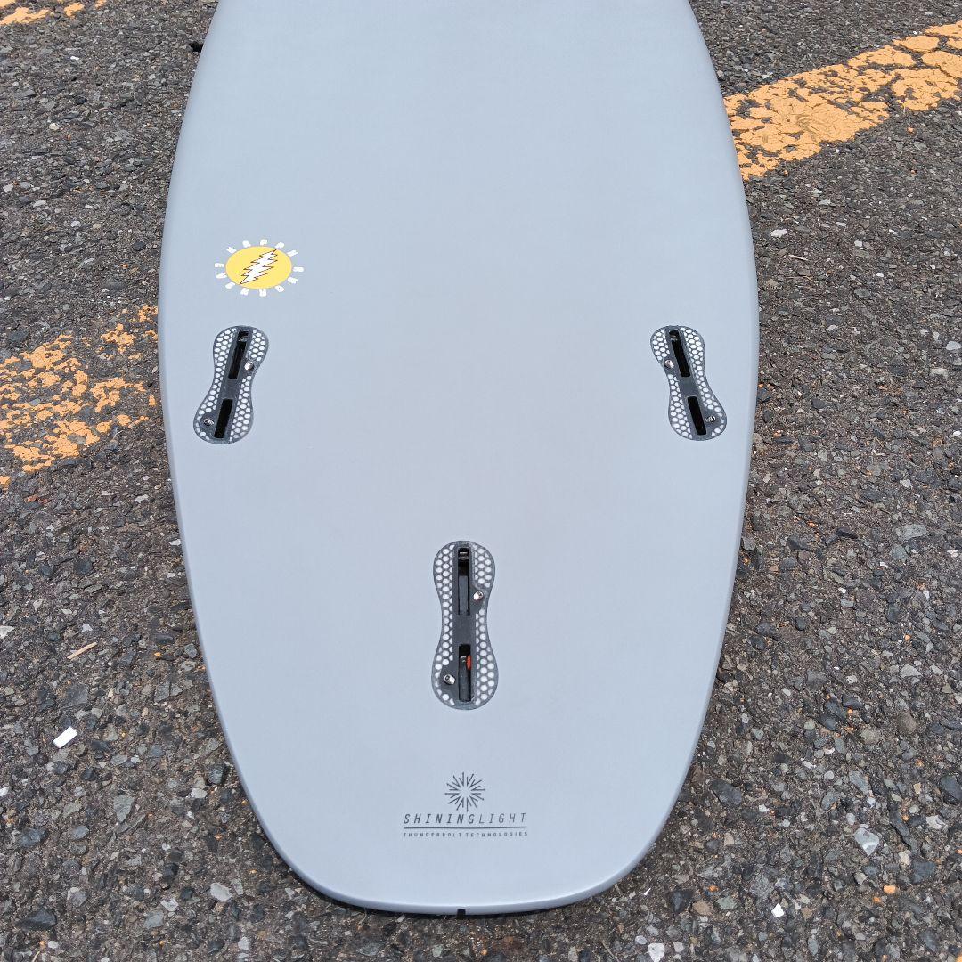 アルメリック ハッピーエブリデイ 5.8 サンダーボルト 超美品 - メルカリ