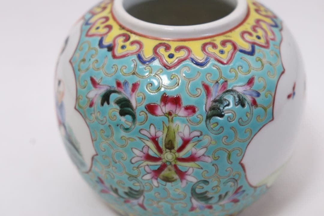 中国 1950年代 景徳鎮粉彩人物壺 送料込み0730 - メルカリ