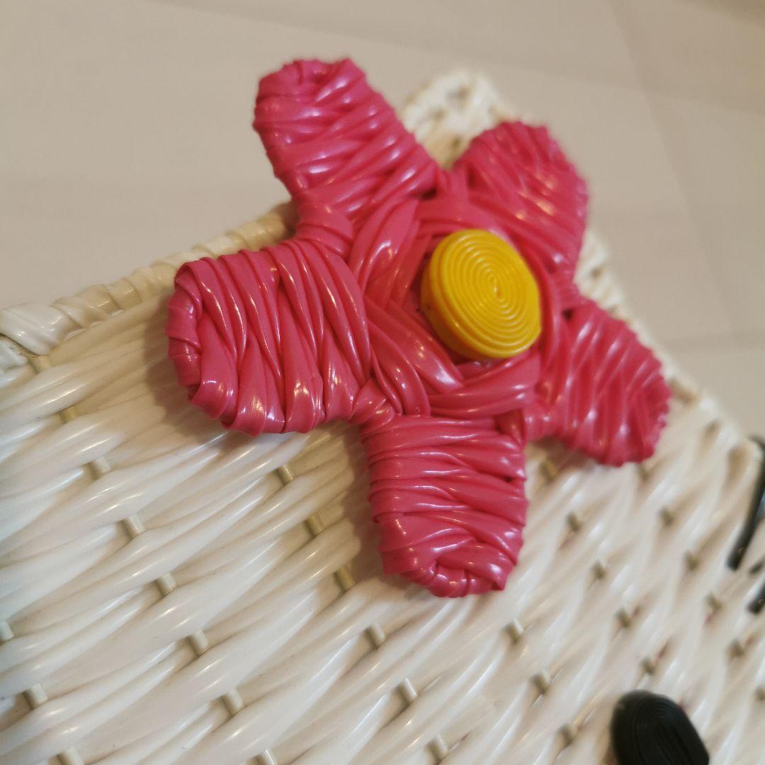 希少品☆ハローキティ藤風カゴ小物入れ収納 限定編みかご 収納ボックス