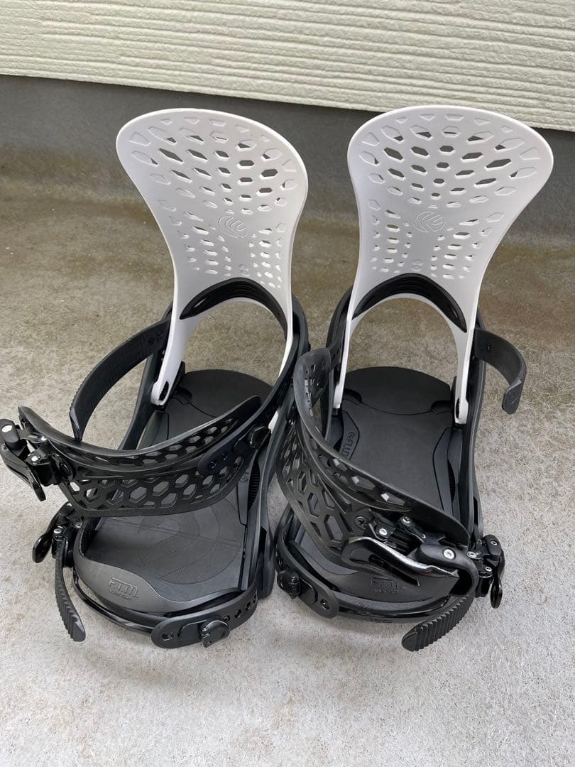 FLUX PR スノーボードビンディング ブラック/ホワイト 25-26 FLUX ビンディング PR フラックス ピーアール BINDING