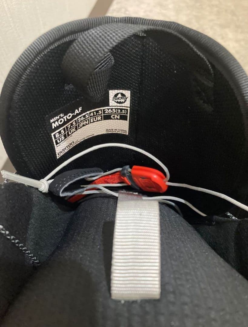 【匿名配送】MOTO-AF スノーボードブーツ 26.5cm