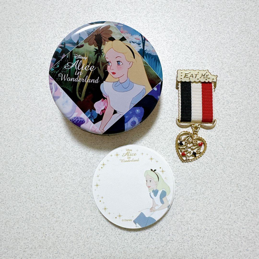 ディズニー 不思議の国のアリス 缶入りメモ バッジセット 水曜日の