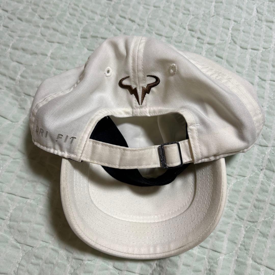 テニス帽子 スポーツハット ナイキ ナダルモデル ホワイト ナダル