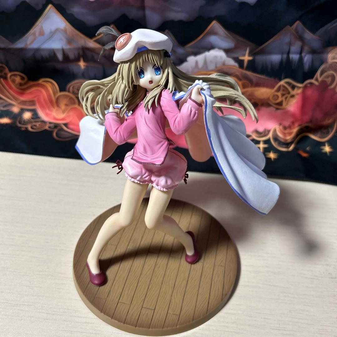 希少 能美クドリャフカ リトルバスターズ！ 1/8 完成品フィギュア Amazon | リトルバスターズ! 能美 クドリャフカ (1/8スケールPVC塗装