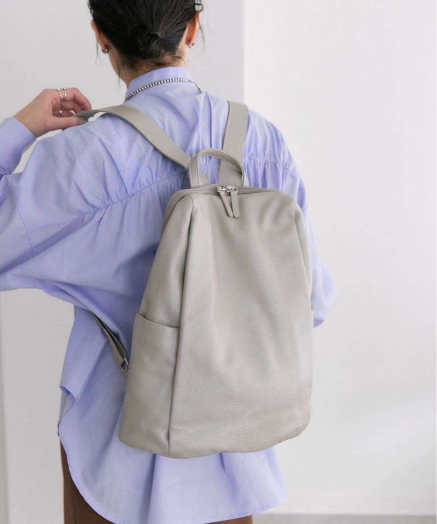 ほぼ未使用✨ear PAPILLONNER 本革&A4 NEWスタンドリュック 本革/A4サイズ対応》NEWスタンドリュック（バックパック/リュック