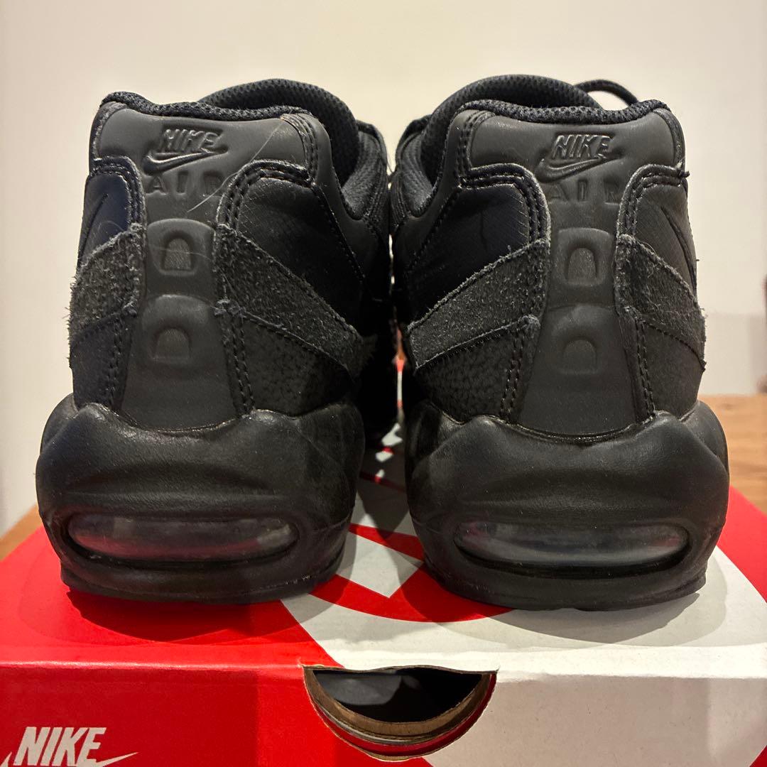 靴 Nike Air Max 95 ESSENTIAL 27.5cm