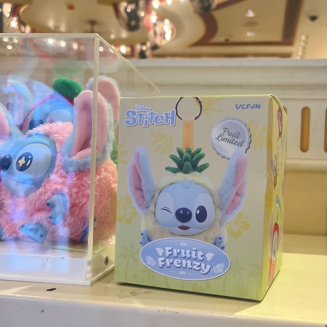 香港ディズニーランド限定 スティッチ ぬいぐるみキーチェーン - メルカリ