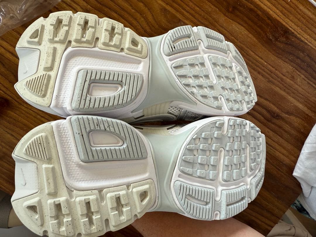 ナイキ V2K ラン　23.5cm ホワイト　シルバー