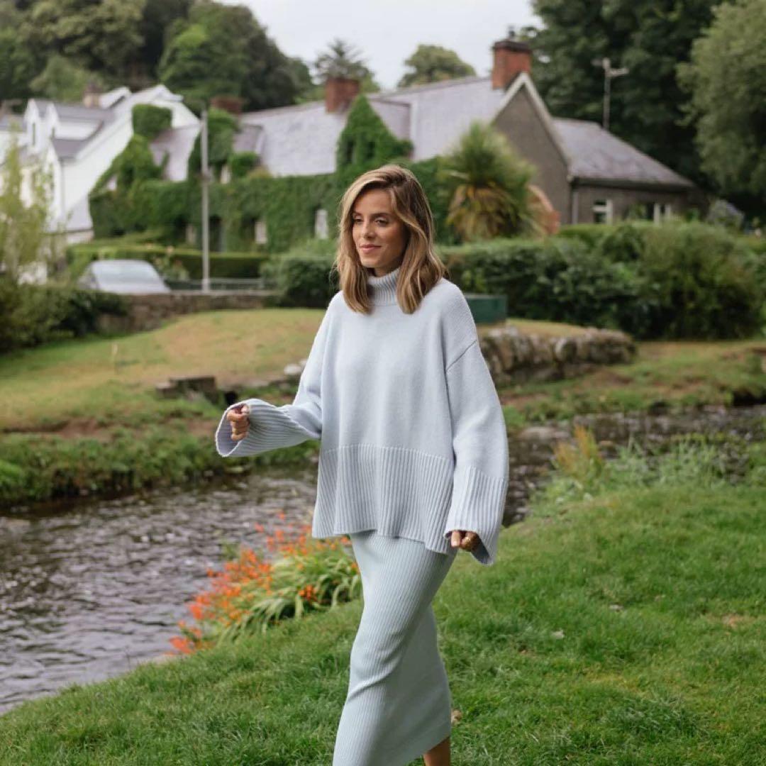 TOTEME カシミヤ混 タートルニット オーバーサイズ 新品 タグ付 - メルカリ