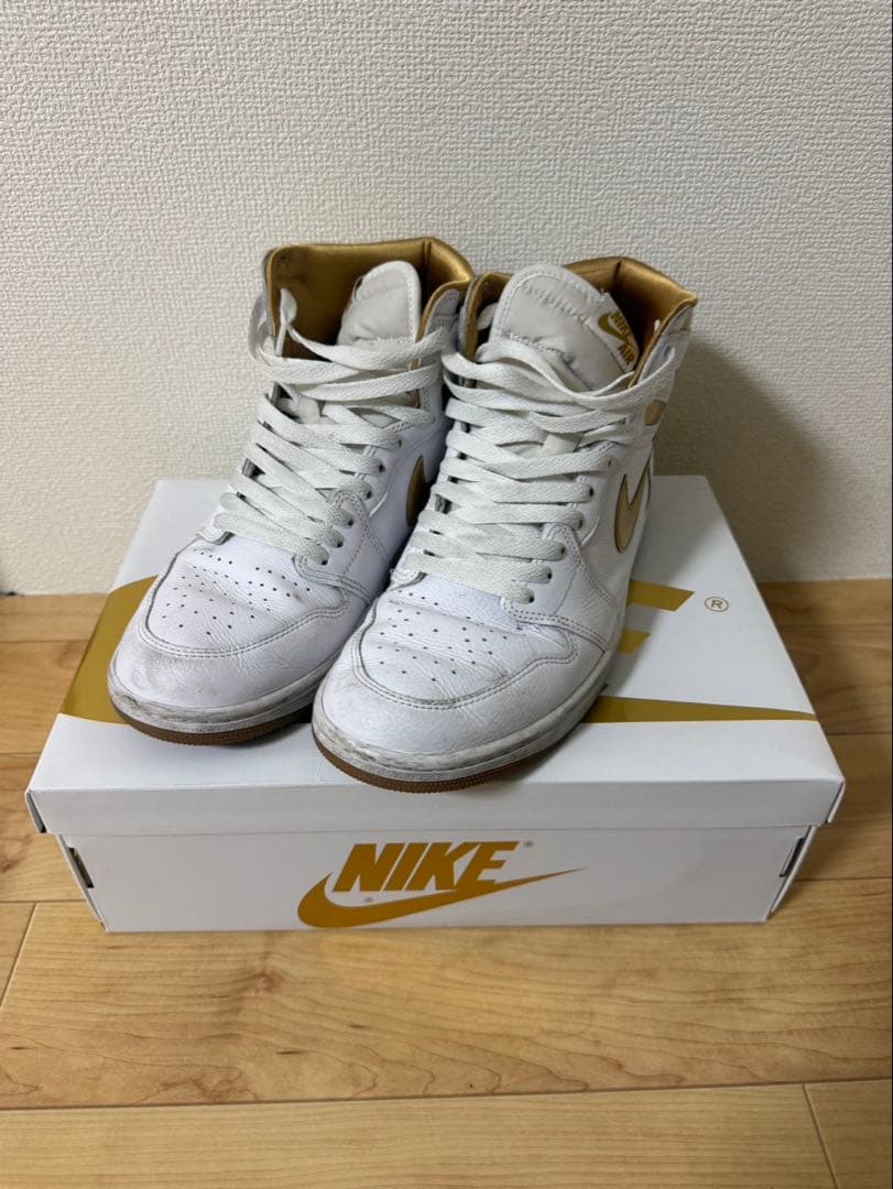 Nike Air Jordan 1 ホワイト/ゴールド 楽天市場】NIKE WMNS AIR JORDAN 1 RETRO HI OG white/metallic gold