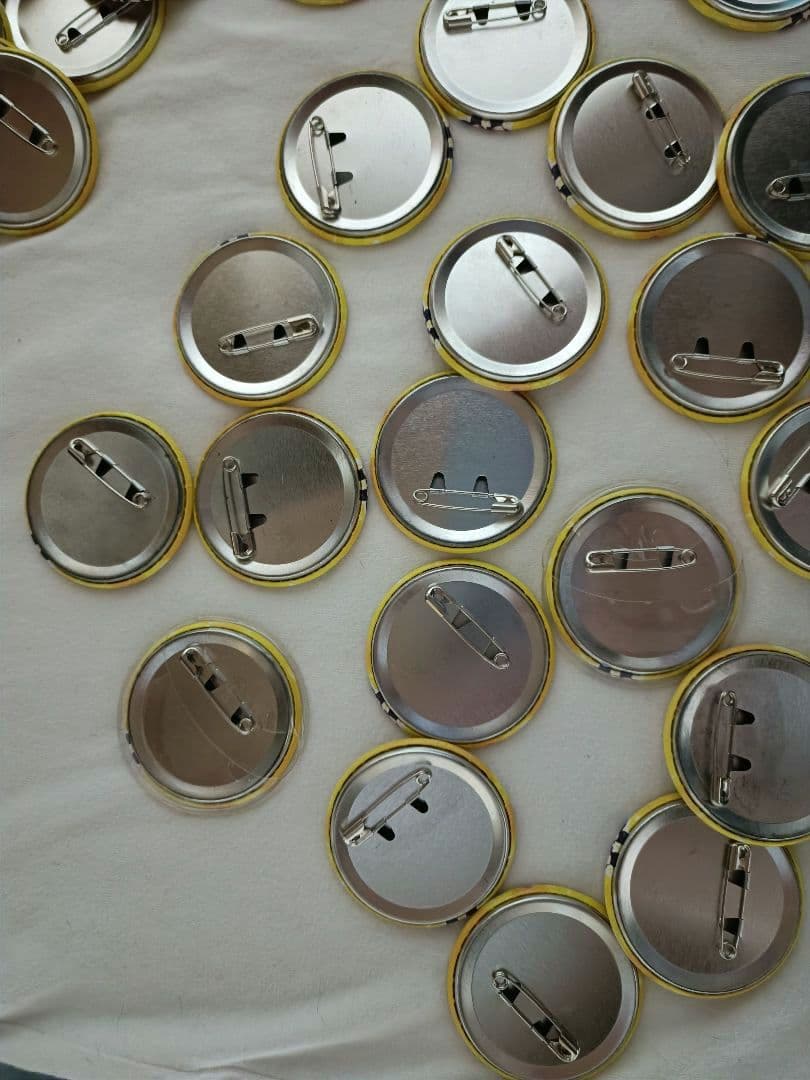 れい様専用 すとぷり るぅと 缶バッチ 2021 newyear デフォ - メルカリ