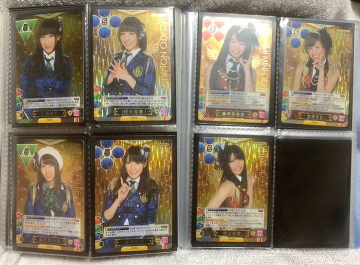 全203種コンプリート 元祖 公式 AKB48ワールド（リアル版）トレカ　ゲーム