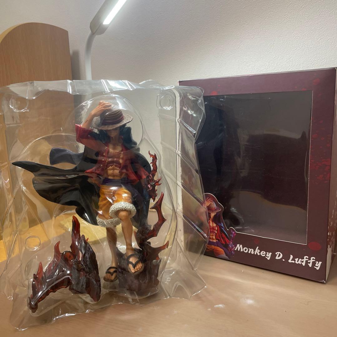 ルフィ海外フィギュア