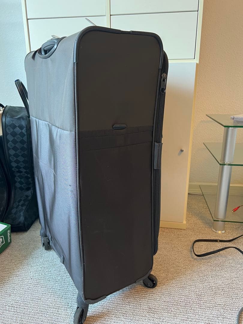 TMTokyo サムソナイト、軽量ソフトケース、グレー、４輪、2.8kg