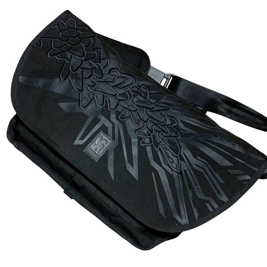 CHROME 澁谷忠臣 SENSE コラボ メッセンジャーバッグ 大容量 刺繍