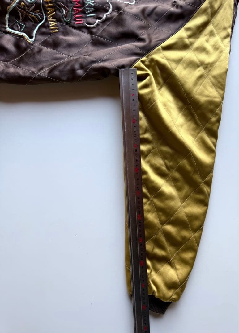 ヴィンテージ・ビンテージ品☆テーラー東洋ハワイベロア刺繍スカジャン