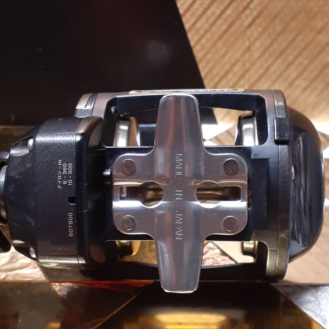 ダイワ 巨鯉 40W ベイトリール 遠投釣り 石鯛 イシダイ美品 - メルカリ