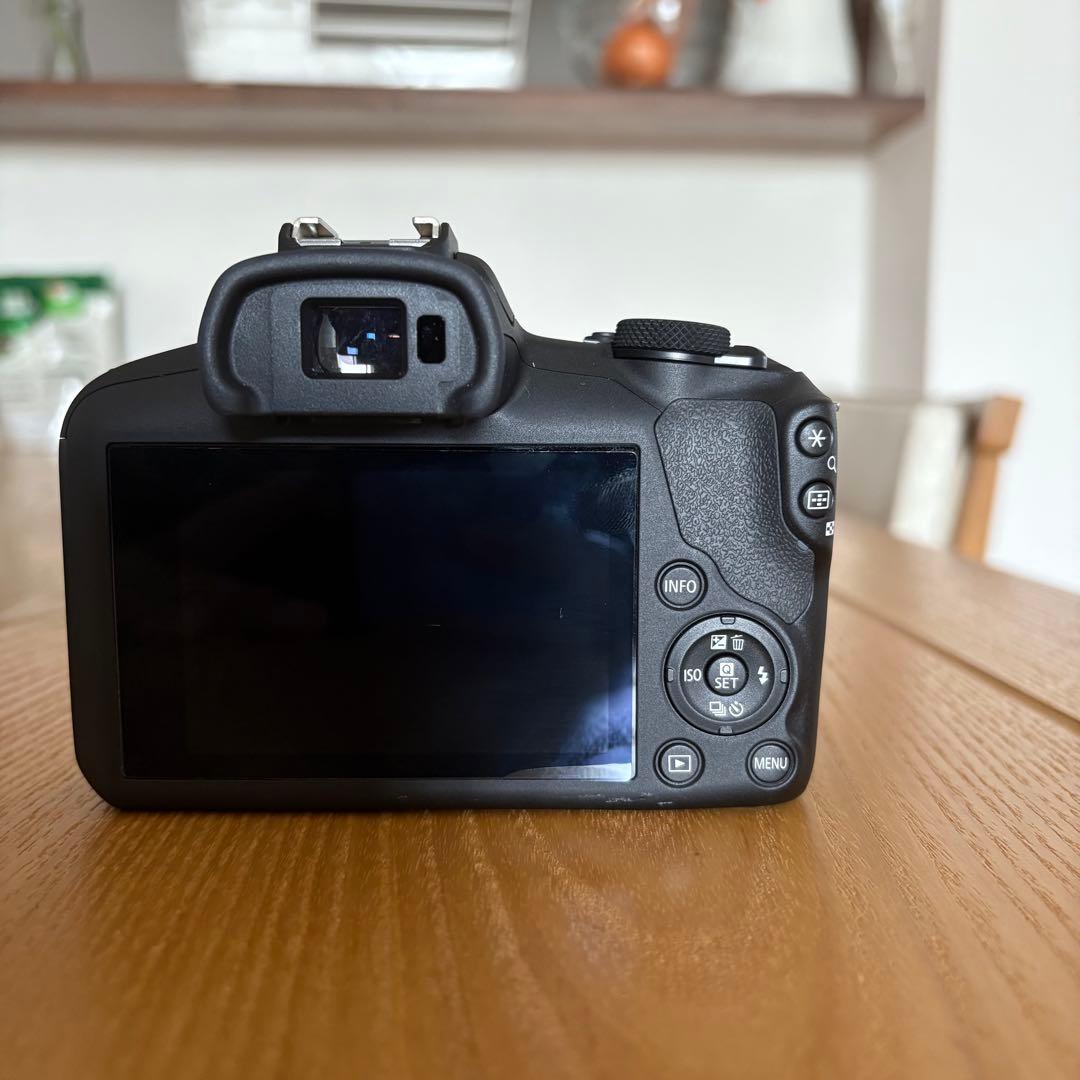 まつさん 専用☆EOS R100 RF-S4.5-6.3 IS STM