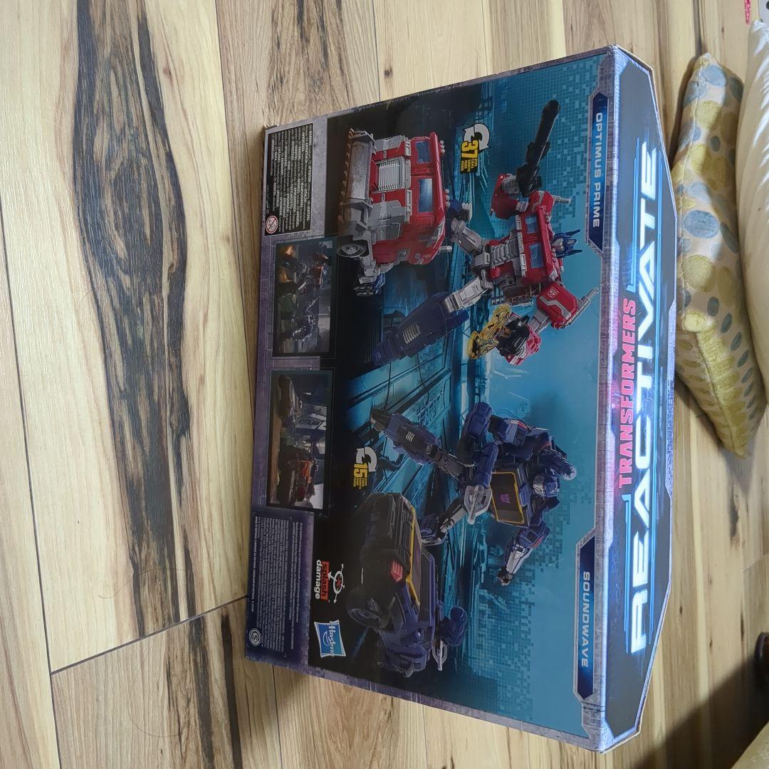 C-142 タカラトミー　トランスフォーマー オプティマスプライム サウンド