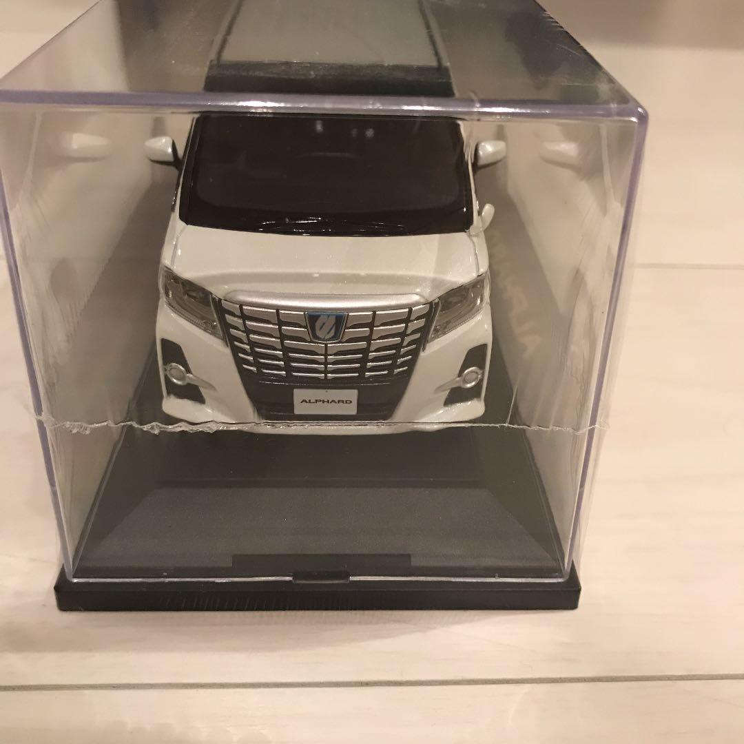 トヨタ アルファード　ハイブリッドSR ホワイトパールクリスタルシャイン