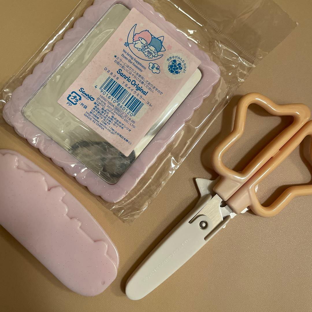 リトルツインスターズ　キキララ レトロ雑貨　ミラー　コーム　ハサミ