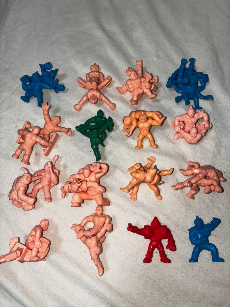 キンケシ　80体