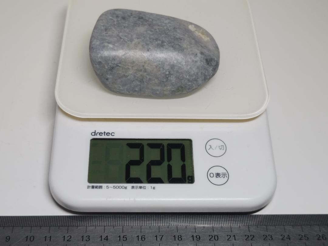 糸魚川61 翡翠 220g ヒスイ 原石 鑑賞石 自然石 誕生石 鉱物 鉱石