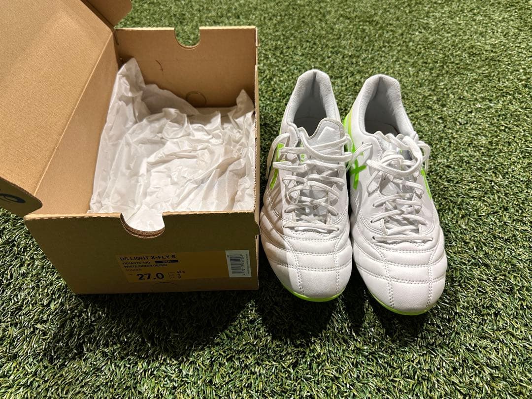 アシックス xfly6 27cm ASICS Soccer Cleats DS LIGHT X-FLY 6 White/Flash Red 1101A076.101