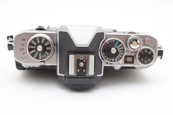 【美品】ニコン Nikon Z fc ボディ 《ショット数3247回》ミラーレス