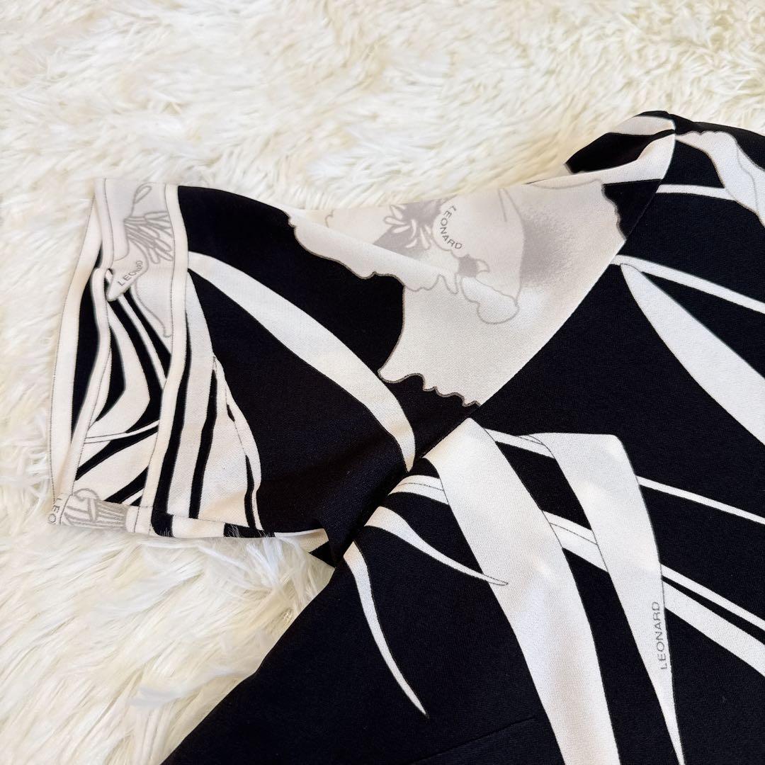 レオナール カットソー 高級✨ カンカン 花柄 トリム 半袖 ブラック