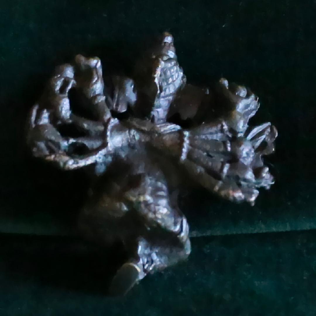 ガネーシャ像（吊）　金属製　4cm 　ー インドの小さな神さま ー