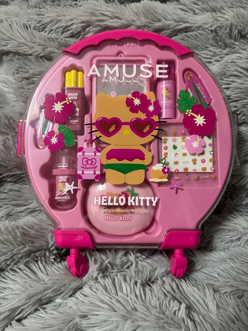 amuse 日焼けキティ コスメキャリー ブルベセット - メルカリ