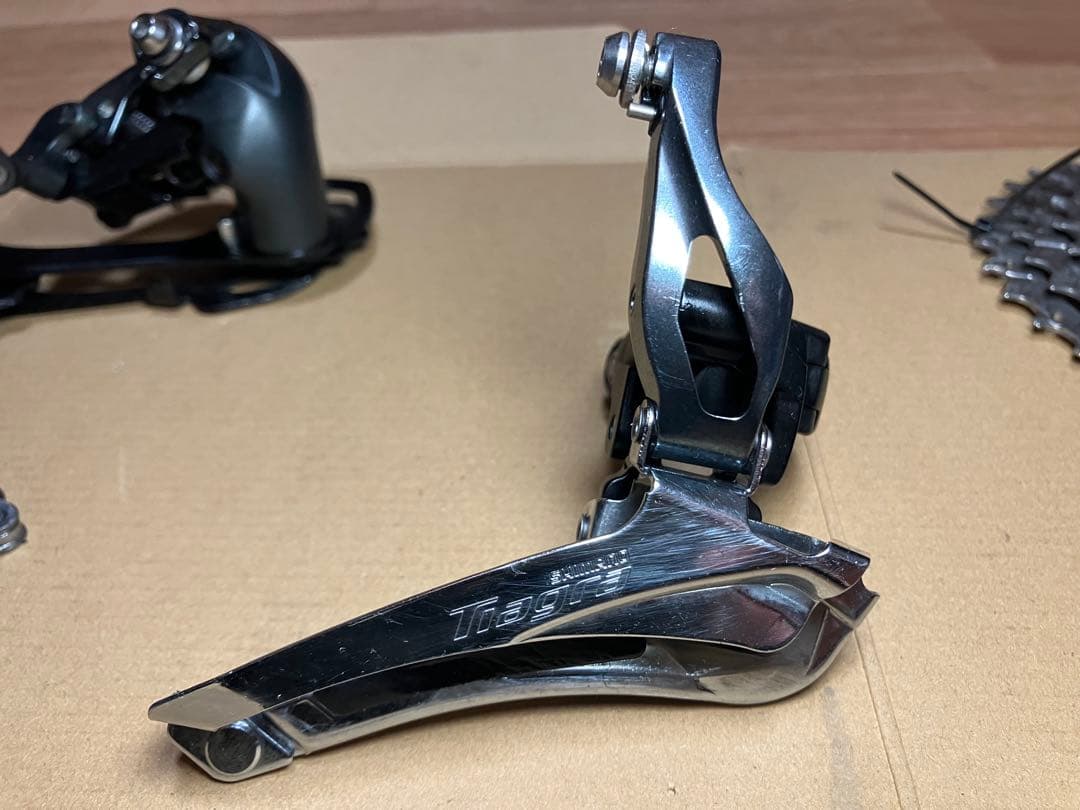 シマノTiagra 4700系 油圧 コンポーネントセット【2×10速】 - メルカリ