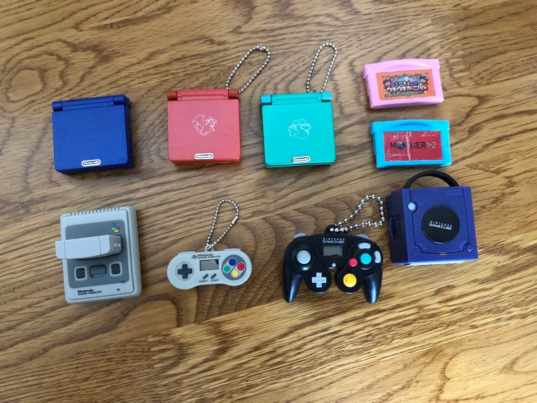 ゲーム機　ソフト　ミニチュア 玩栗犬と、レトロゲーム機ミニチュアフィギュア | 玩栗犬 真ホビー