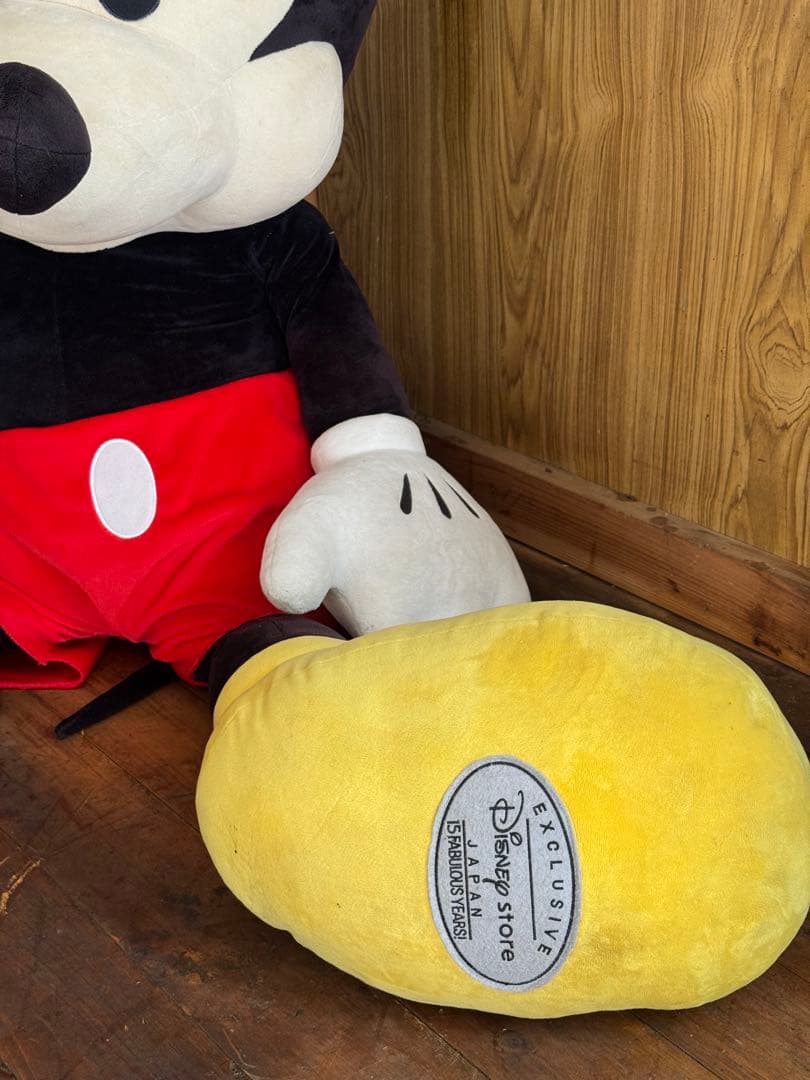 【美品】ディズニー　15周年　ミッキー　大きな　巨大　特大ぬいぐるみ