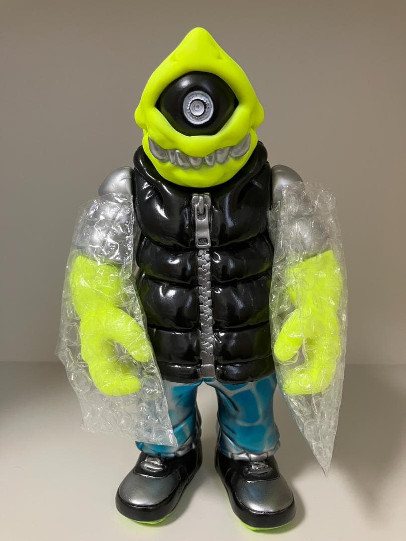 地獄鮫オイド gyaromi momoco studio 墓場の画廊ギャロミ