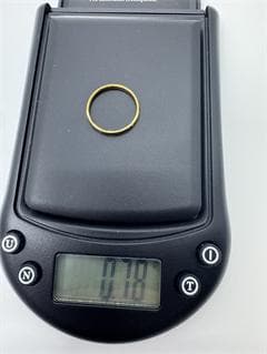 K18 ゴールドリング 彫刻入り0.78g 11号