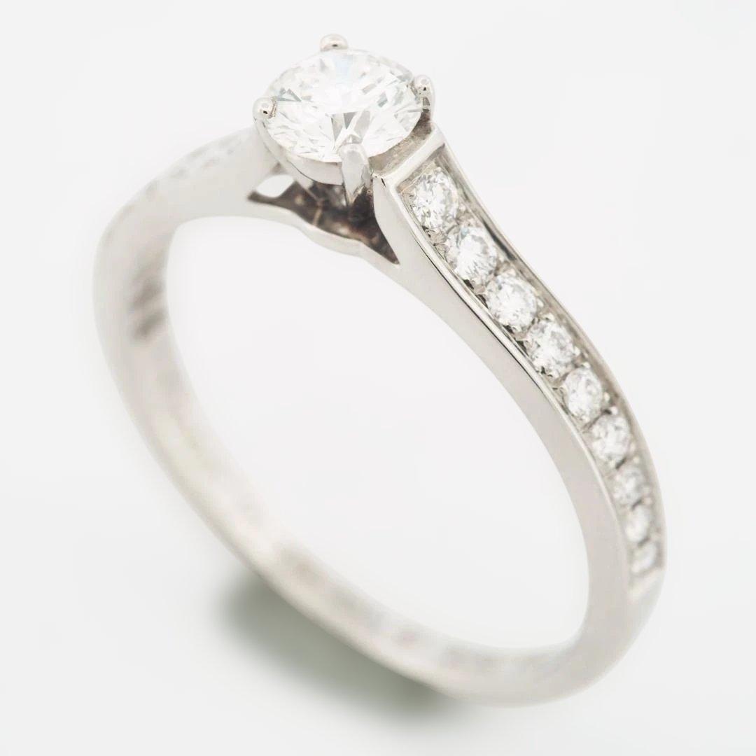 ✴︎Cartier✴︎ カルティエ 0.32CT パヴェダイヤモンドリング 51