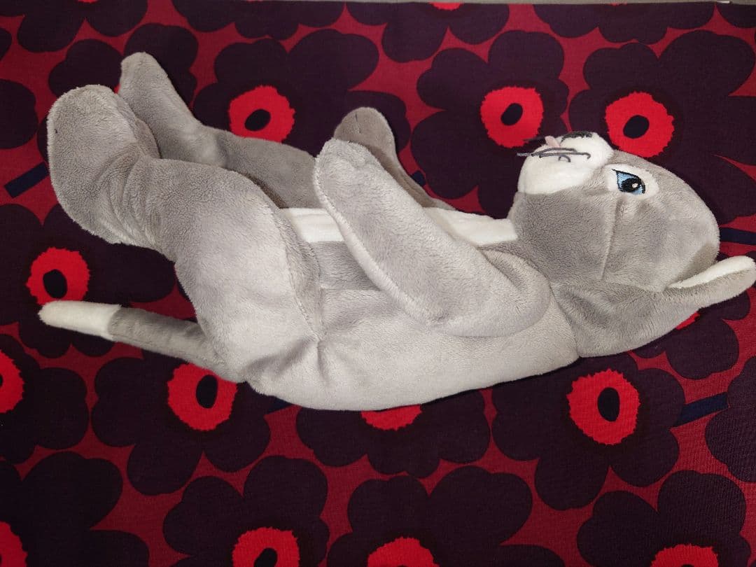 【廃盤】IKEA　猫　ぬいぐるみ　ヒグチユウコ　せかいいちのねこ